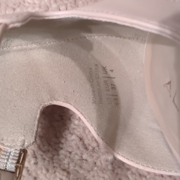 Aldo Sandals - Picture 3 of 3